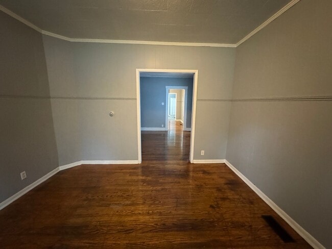 Building Photo - 1354 N Olney St