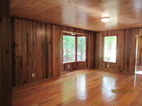 Building Photo - Beautiful Country Cabin