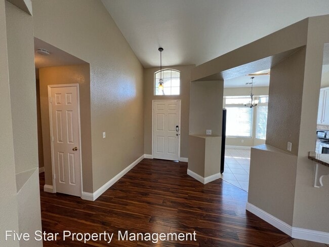Building Photo - 3 br, 2 bath House - 3115 Cedar Springs Ct