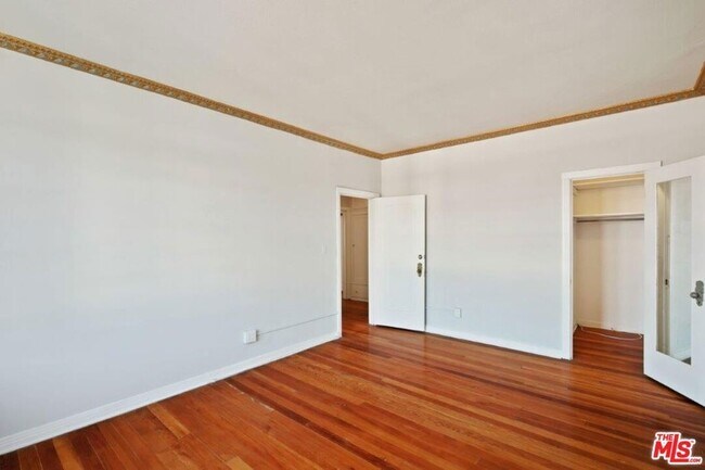 Building Photo - 1314 Hayworth Ave