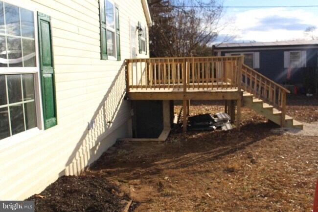 Building Photo - 7967 Foster Ave