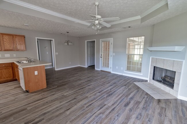 Building Photo - Prattville Rental available now!