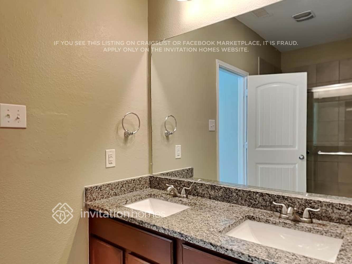 Building Photo - 2106 Slow Stream Dr