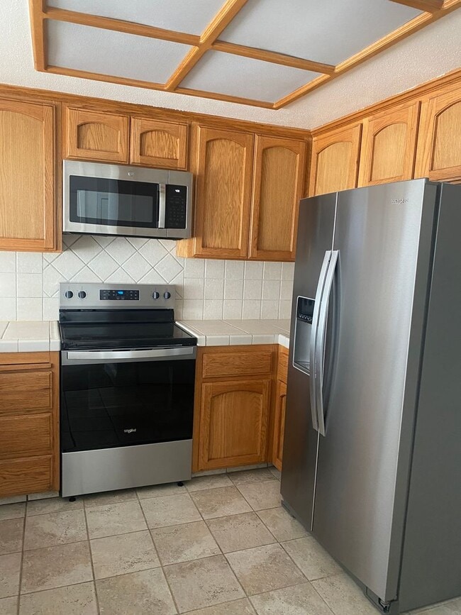 Building Photo - Sutter Townhouses