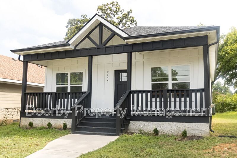 Primary Photo - 2405 Kirby Ave