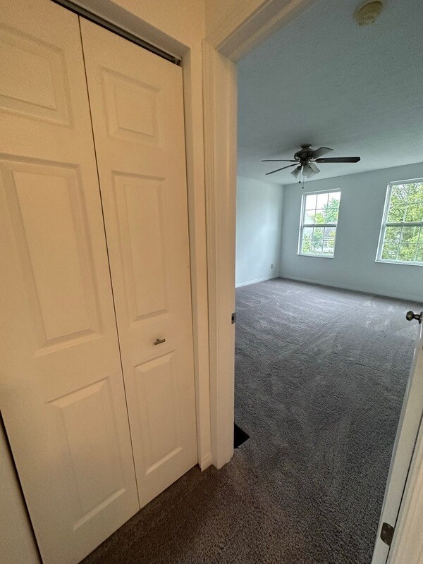 Building Photo - 1767 Damos Way