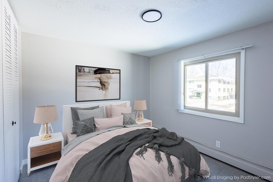 Building Photo - SkyHill Apartments