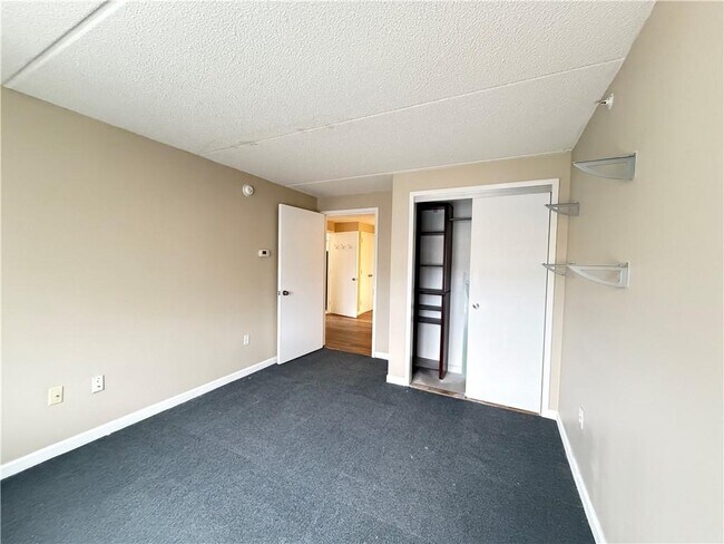 Building Photo - 79-14 Rockaway Beach Blvd