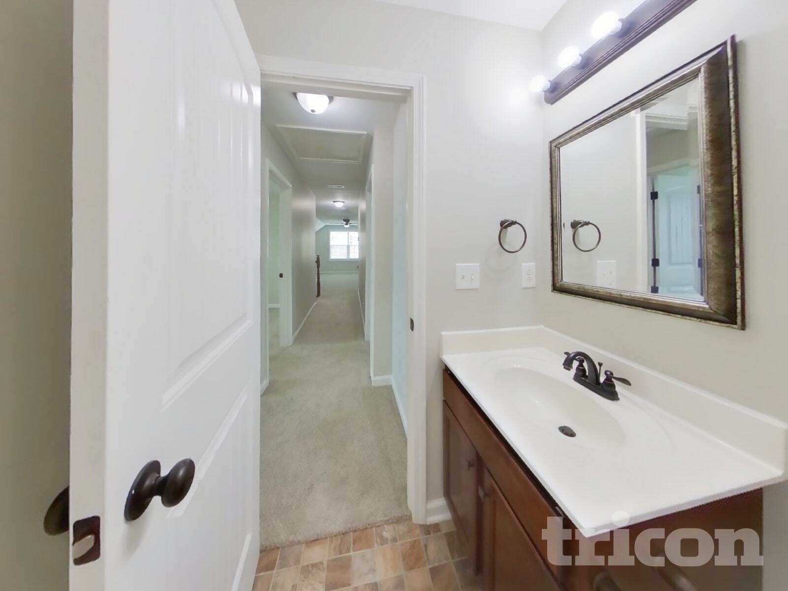 Building Photo - 1073 Castlerock Dr