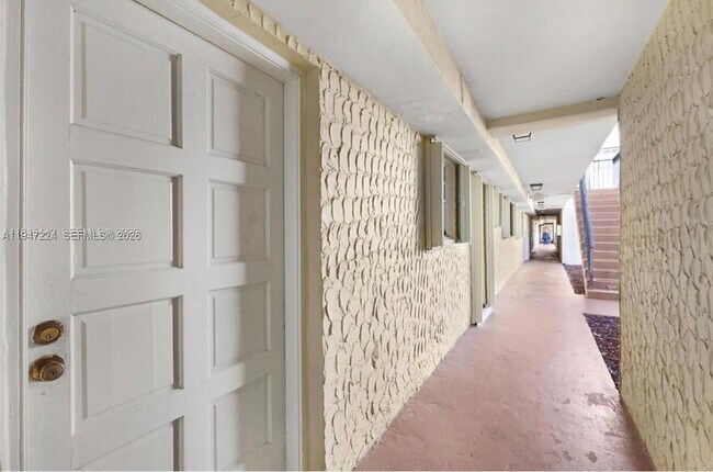 Building Photo - 8500 SW 109th Ave