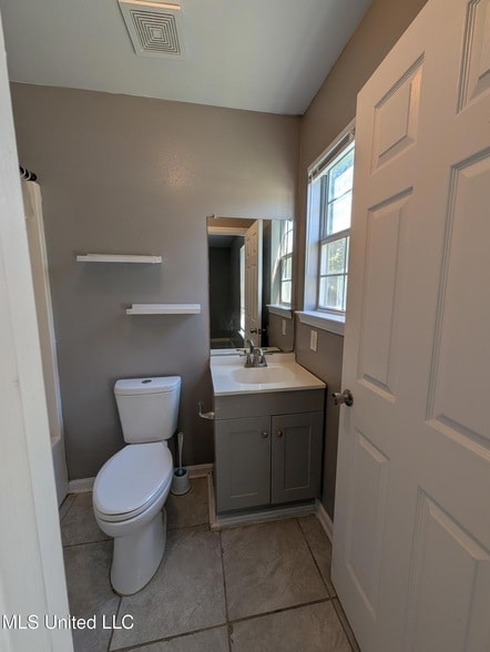 Building Photo - 2909 57th Ave