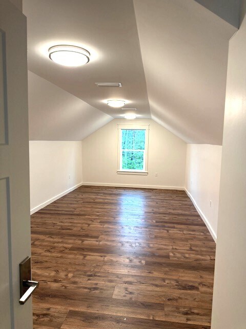 Building Photo - 3555 Sanctuary Dr