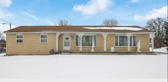 Building Photo - 1506 Broad Ave NW