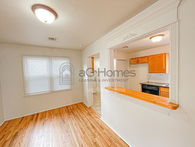 Building Photo - 1417 NW 95th St