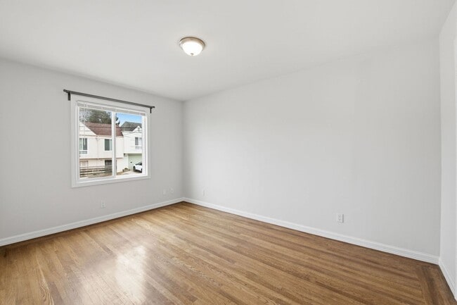 Building Photo - 1603 Ortega St