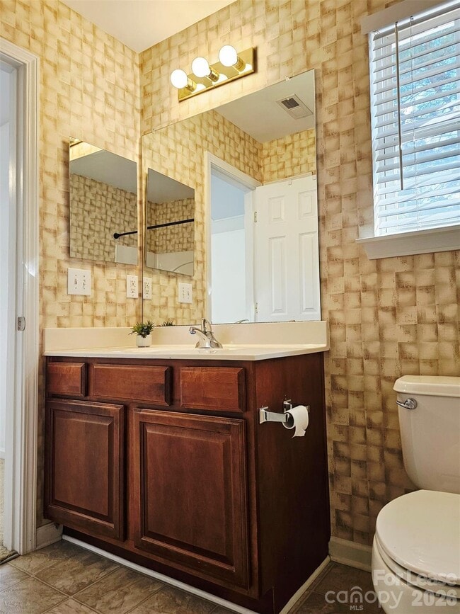Building Photo - 10609 Fuller Ridge Cir