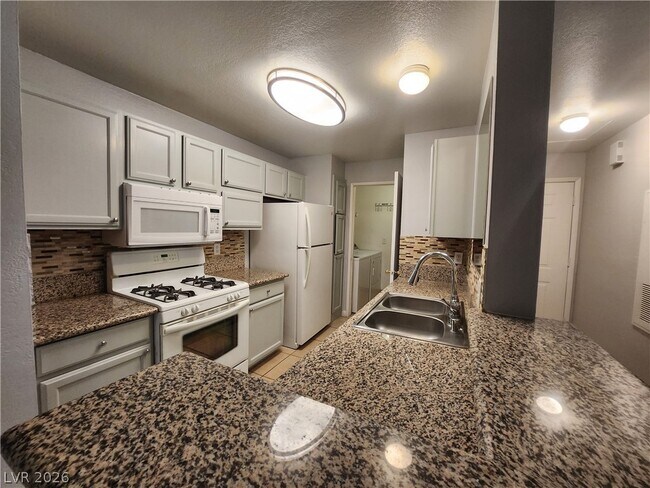 Building Photo - 2200 S Fort Apache Rd