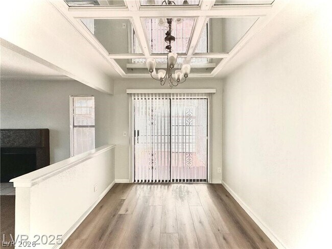 Building Photo - 2112 Venus Ave