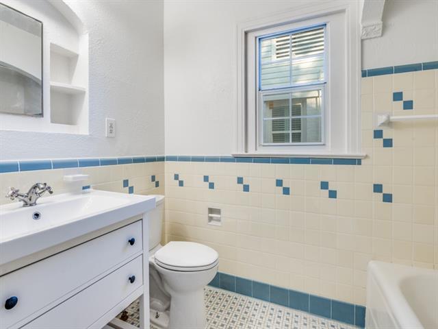 Building Photo - 6022 Morningside Ave