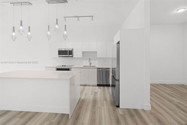 Building Photo - 101 Diplomat Pkwy