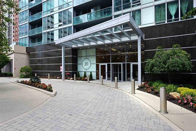 Building Photo - 20 Newport Pkwy