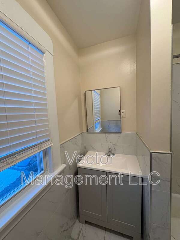 Building Photo - 1400 Ella T Grasso Blvd