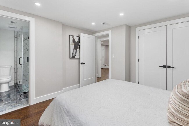 Building Photo - 6 Ryan Rd