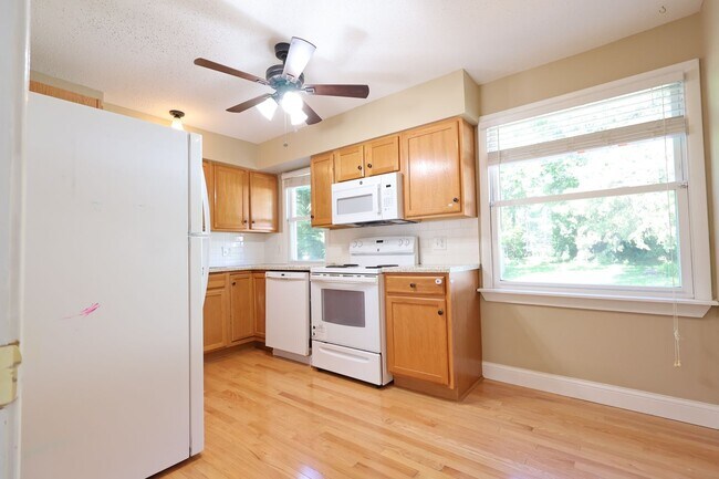 Building Photo - Charming Cape Cod Home in the Heart of Kirkwood!