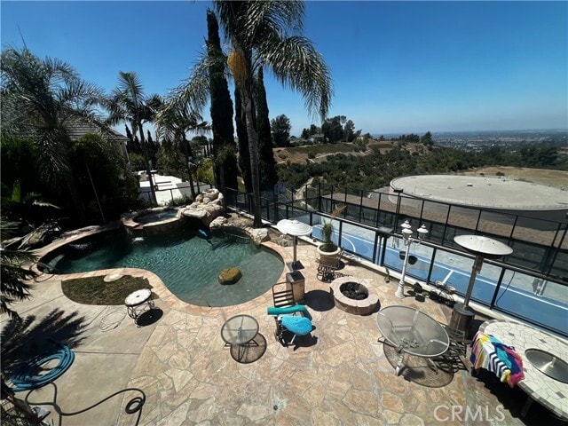 Building Photo - 2720 N villa real Dr