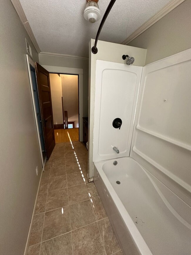 Building Photo - 139/141 6th St NW