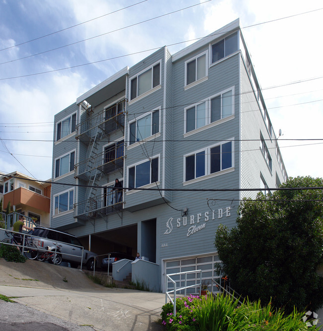 Building Photo - Surfside Ii