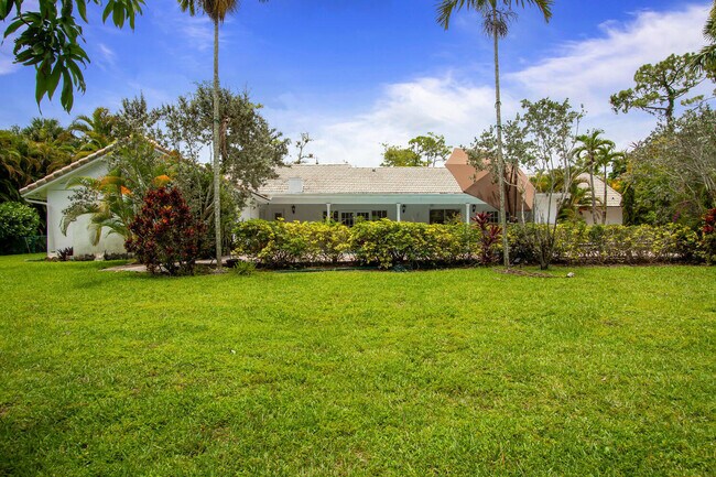 Building Photo - 12327 Quercus Ln