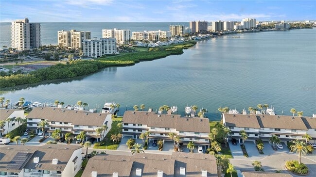 Building Photo - 150 Marina Del Rey Ct