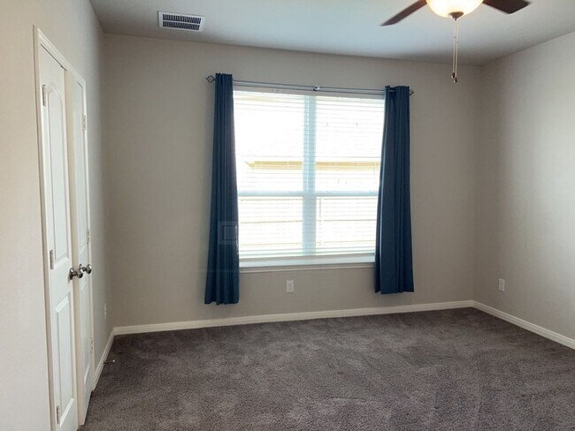 Building Photo - 6702 McGregor Lp