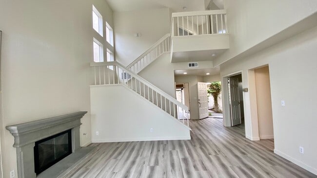 Building Photo - 115 Keil Bay