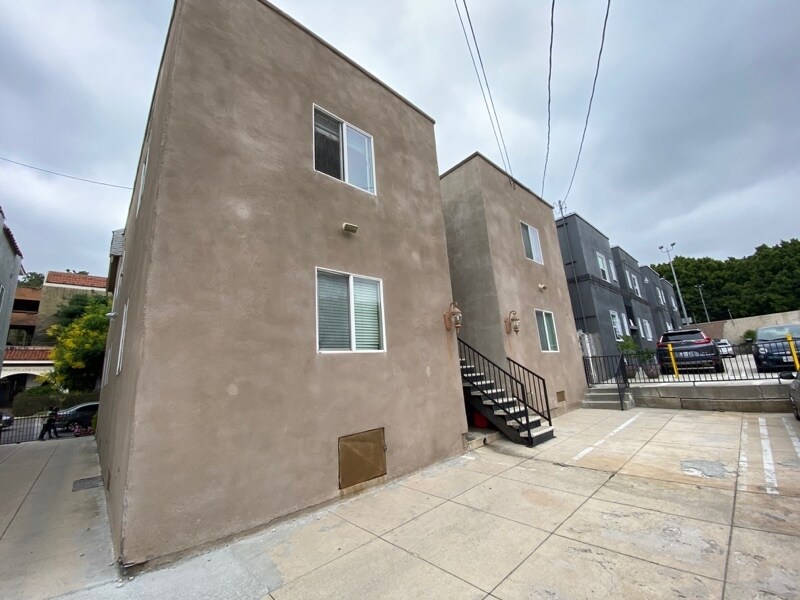 Building Photo - 5536 Franklin Ave