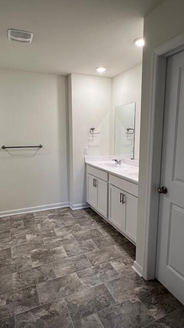 Building Photo - 3305 Serenity Dr NE