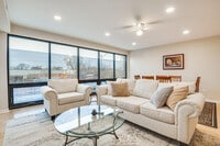 Building Photo - 4319 N Central Ave