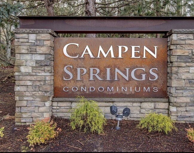 Building Photo - 2B, 2BA Top-Floor condo in South Renton wi...