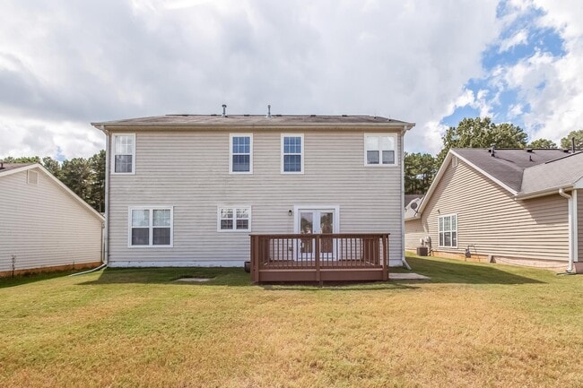 Building Photo - 103 Harbour Lake Dr