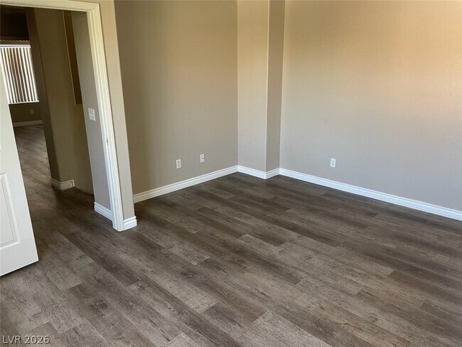 Building Photo - 951 Cantabria Heights Ave