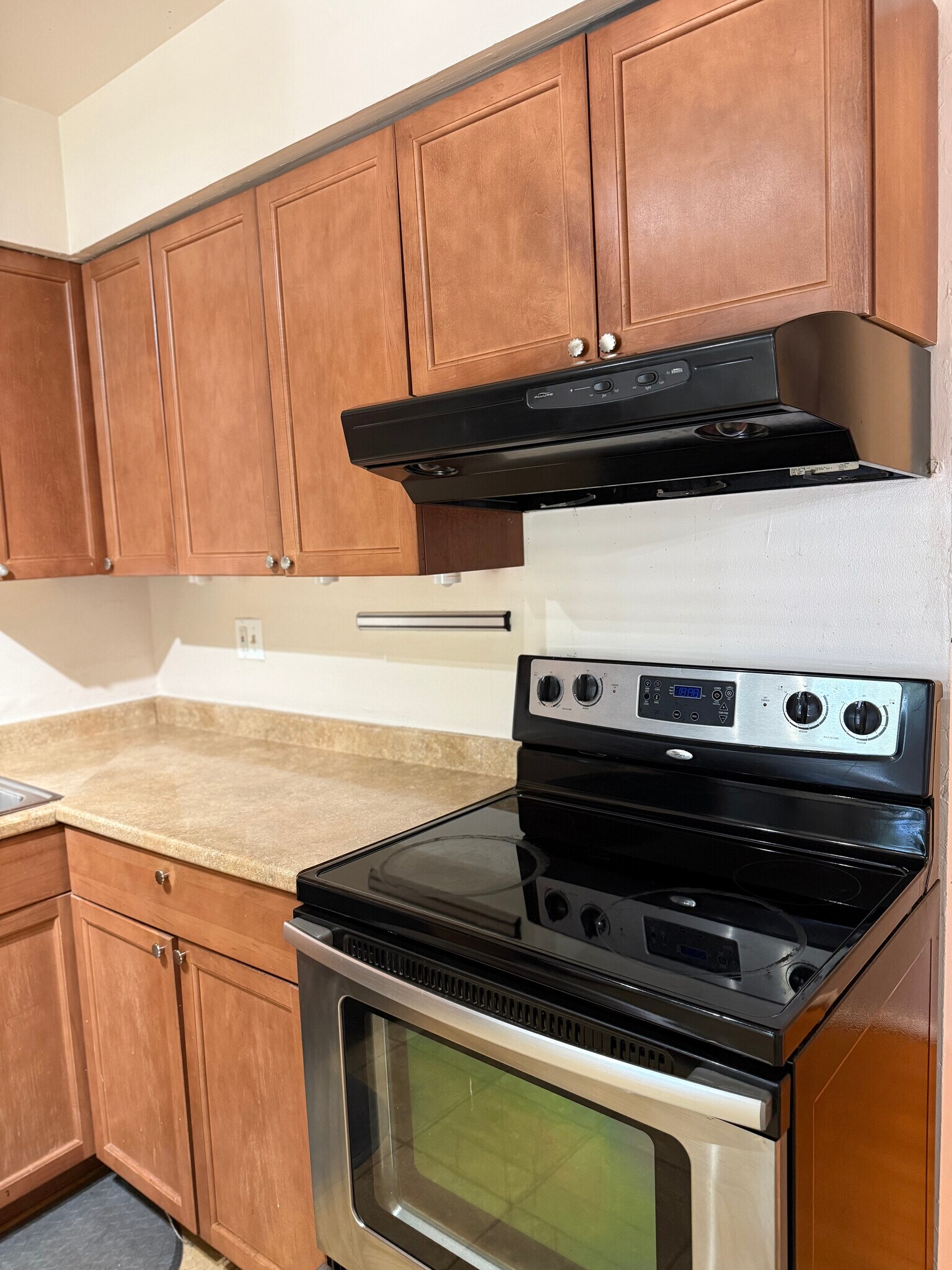 Building Photo - 7028 Palamar Turn