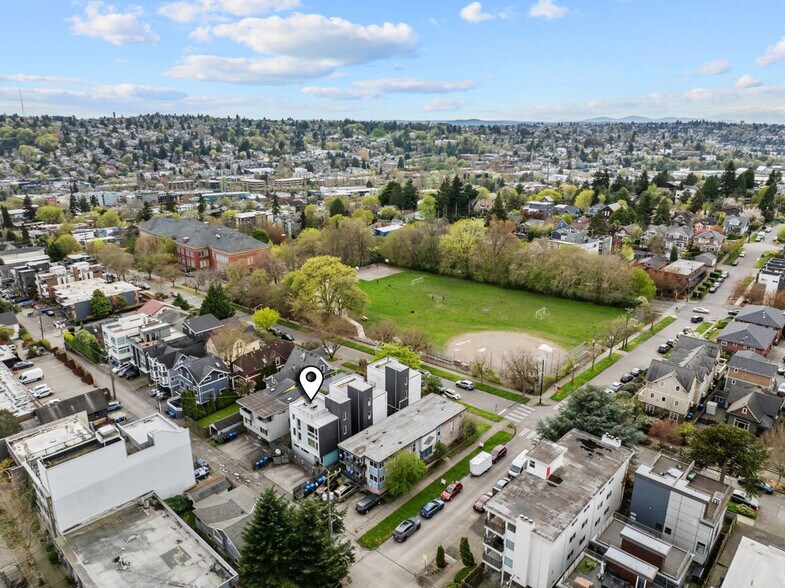 Building Photo - 4036 Linden Ave N