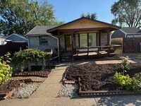 Building Photo - 2527 Riverside Dr