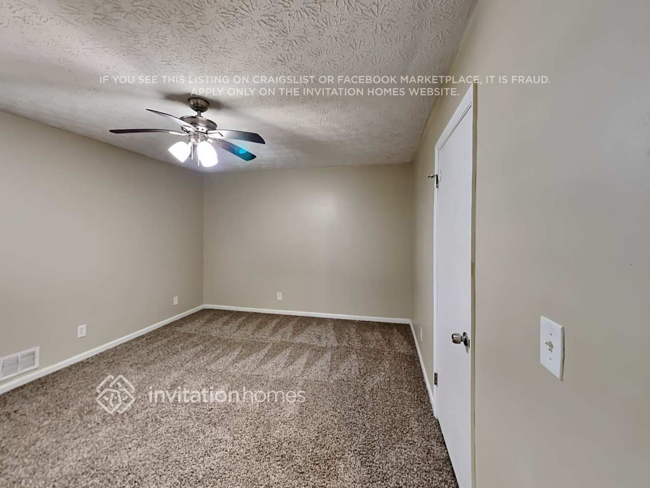 Building Photo - 1393 Mountain Overlook