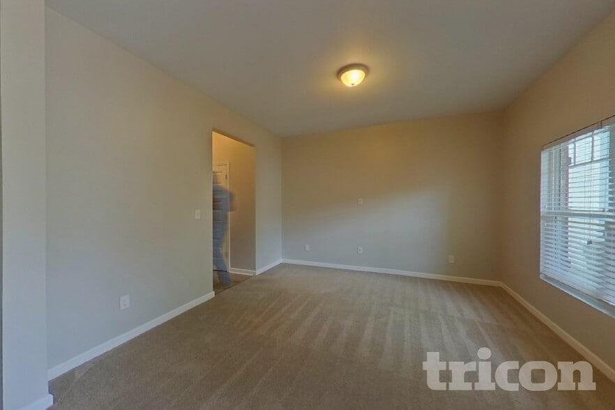 Building Photo - 283 Pernell Dr