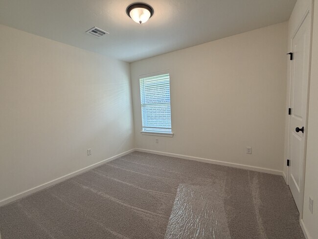 Building Photo - 18221 Austin Ct