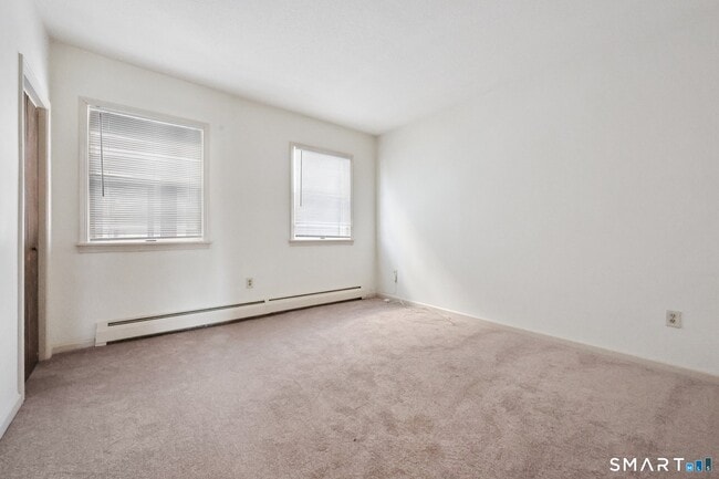 Building Photo - 1-3 Magnolia St