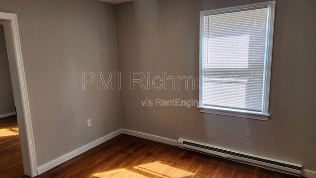 Building Photo - 125 Seaboard St