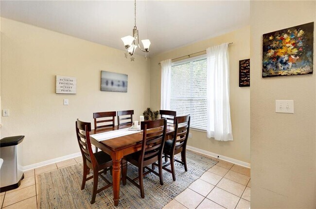 Building Photo - 15520 Bandon Dr